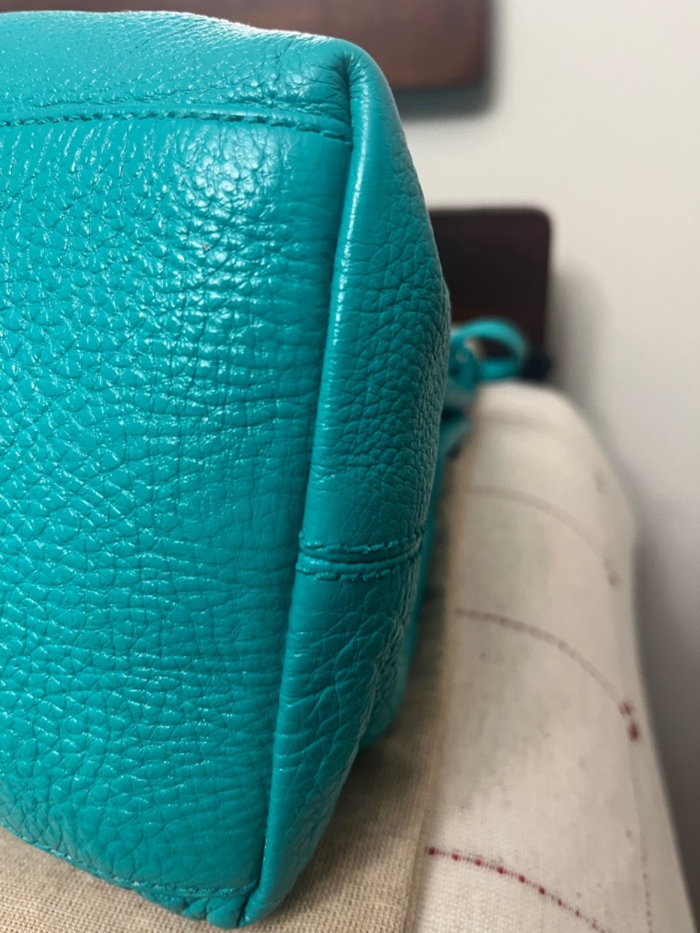 Gucci Turquoise Soho Leather Shoulder Bag with Tassel Accent - Picture 8 of 14